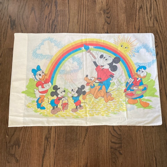 Vintage 80's Disney Mickey Rainbow Standard Pillowcase - Picture 7 of 9